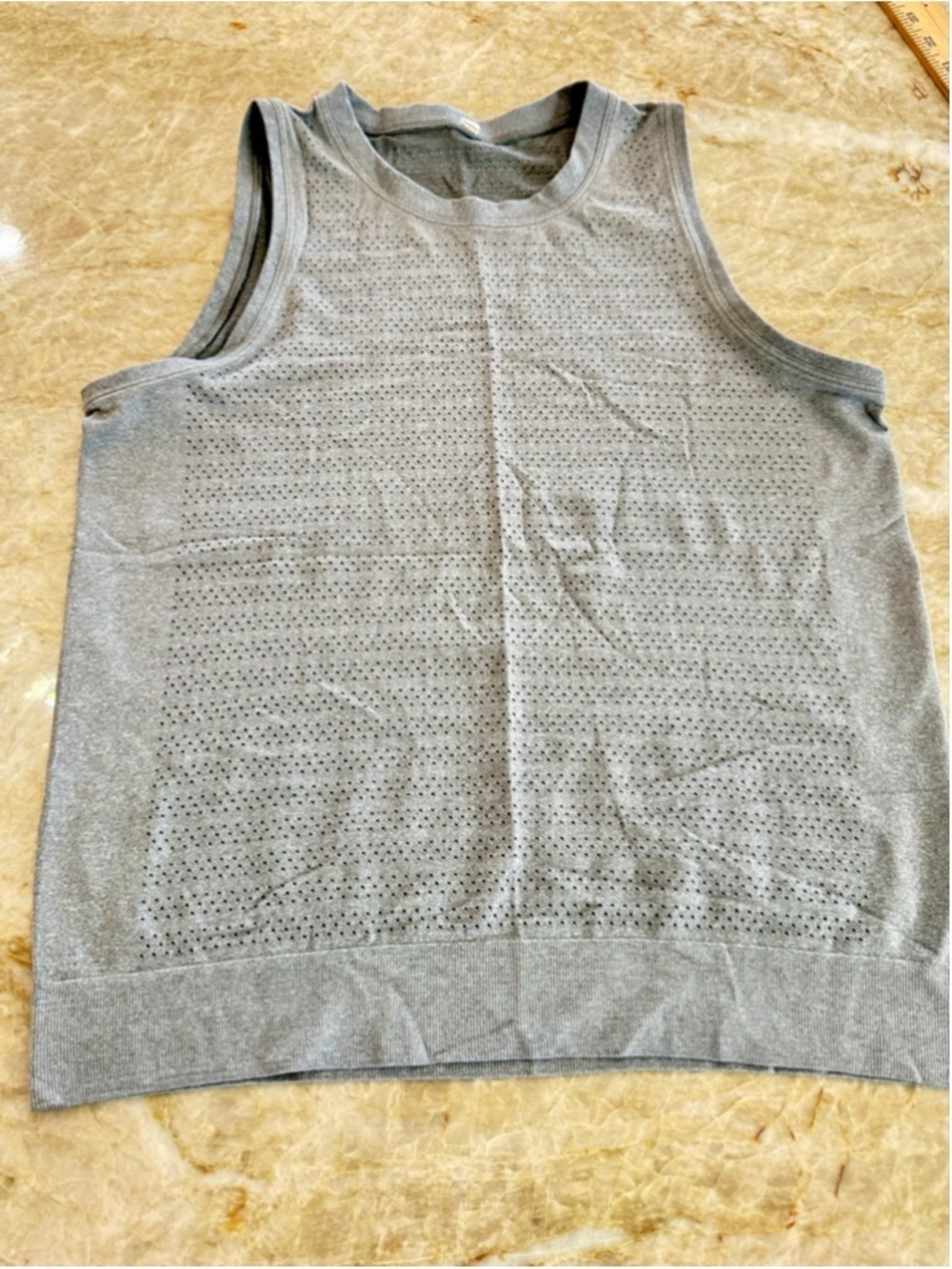 Women's Lululemon Gray Perforated Tank Top Large. EUC